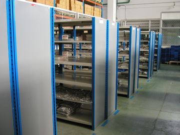 estante de poca potencia en frío del estante boltless de acero con el panel lateral, sistema del spacy