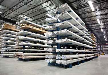 Estantes voladizos del almacenamiento de la madera de construcción del metal industrial de Warehouse con de niveles múltiples