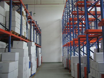 El artículo galvanizó el estante, el azul y la naranja de alta densidad industriales de la carretilla elevadora de los estantes ISO9001 del almacenamiento