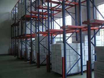 Impulsión del metal del sector lechero en el tormento de 1500KG por palmo largo de la plataforma con de varias filas